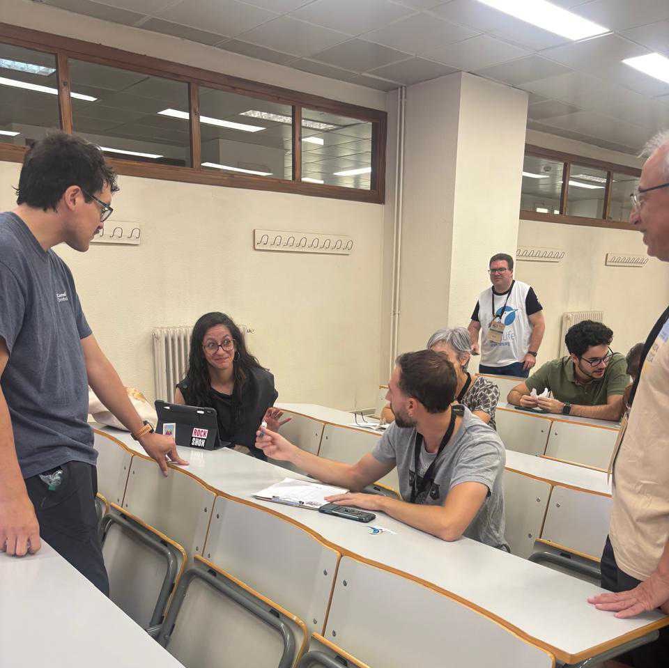 fernando hosting a workshop